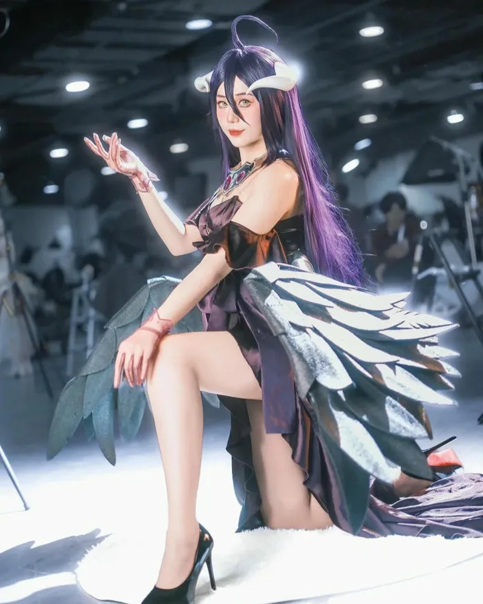 222+ Albedo cosplay với thần thái lạnh lùng đúng chất