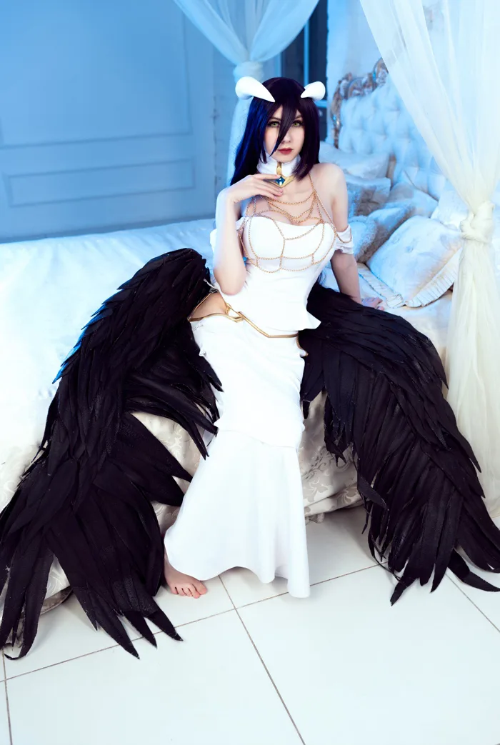 Cosplay Albedo của SanaDoll (tui) : r/overlord