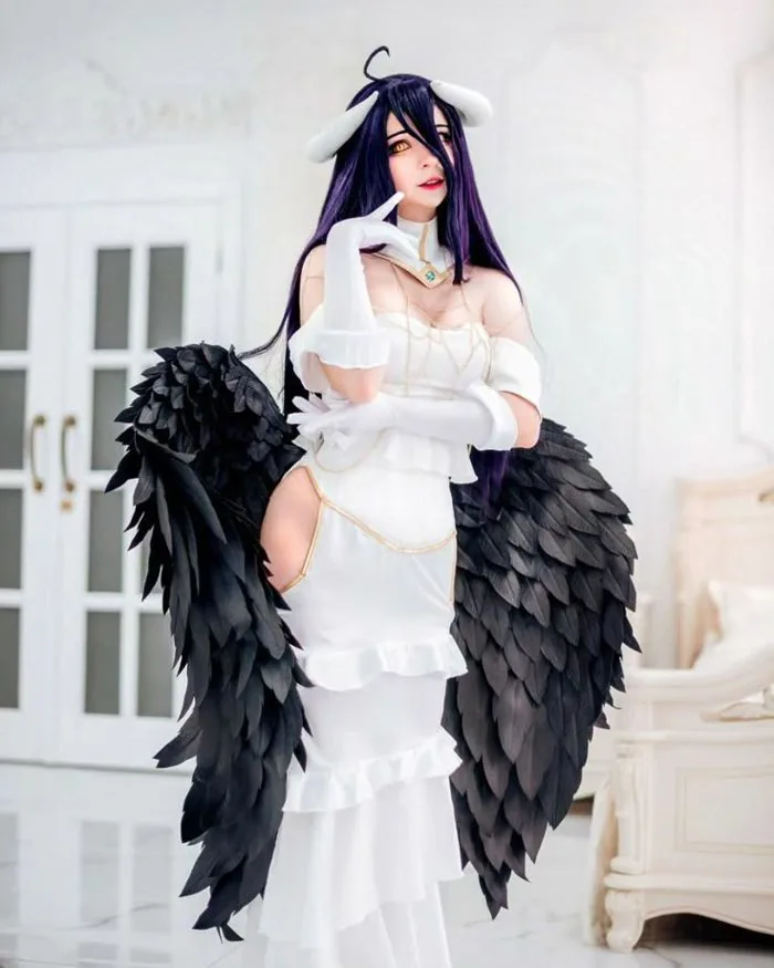Albedo Cosplay from Overlord