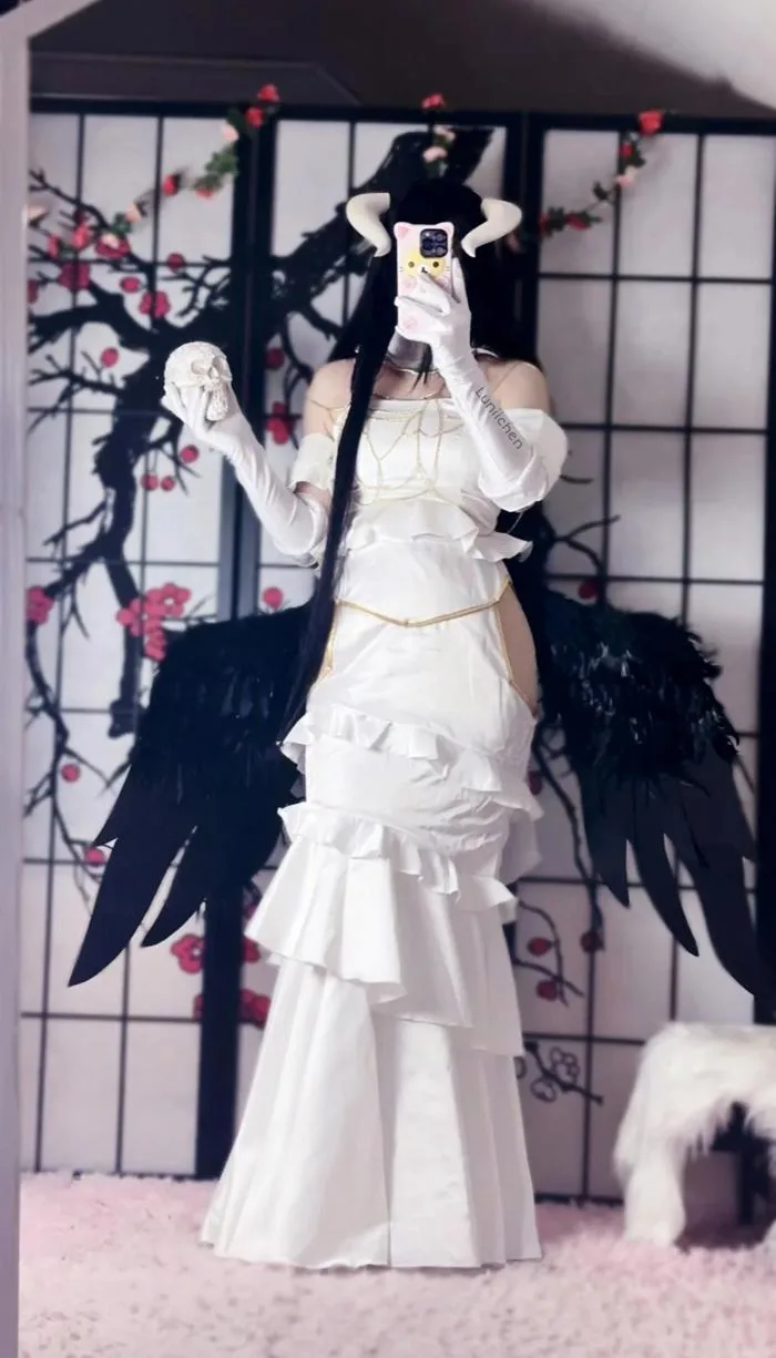 Cosplay Albedo trong Overlord của mình nè, do Luniichen thực hiện! : r/ overlord