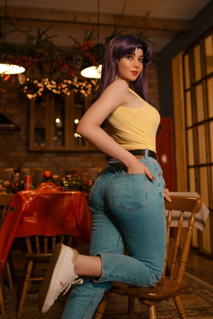 Misato Katsuragi by Alina Becker - Cosplay