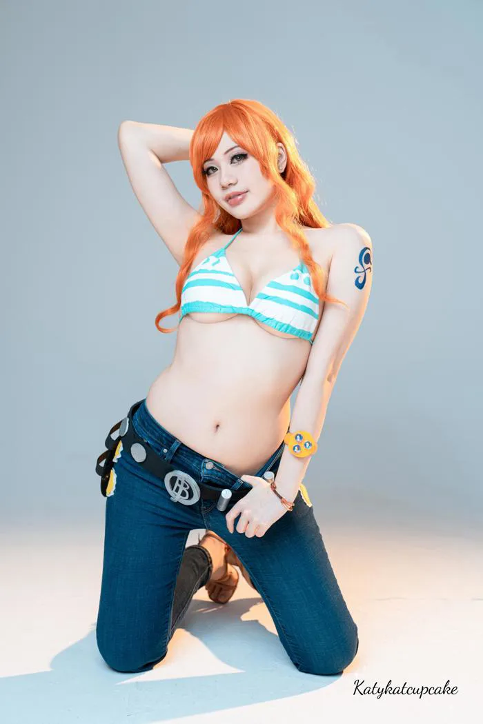 Chia sẻ ảnh cosplay Nami của mình!!! Mình tự làm dây lưng, độ lại bikini và  áo khoác nữa XD : r/OnePiece