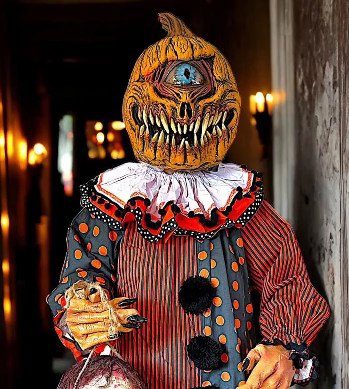Pumpkin Watcher HD Studios Halloween Costume | Scary Halloween Costumes –  The Horror Dome