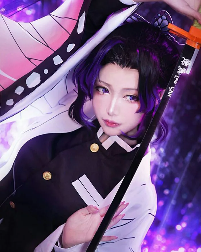 Kochou Shinobu cosplay, Demon Slayer #DemonSlayer #kimetsunoyaiba  #monpink0121 | Anime cosplay photos, Black shinobu cosplay, Shinobu