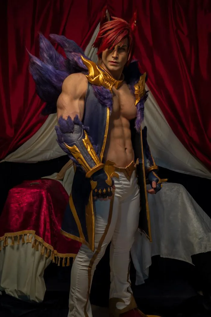 Most insane League of Legends cosplay I ever seen : r/leagueoflegends