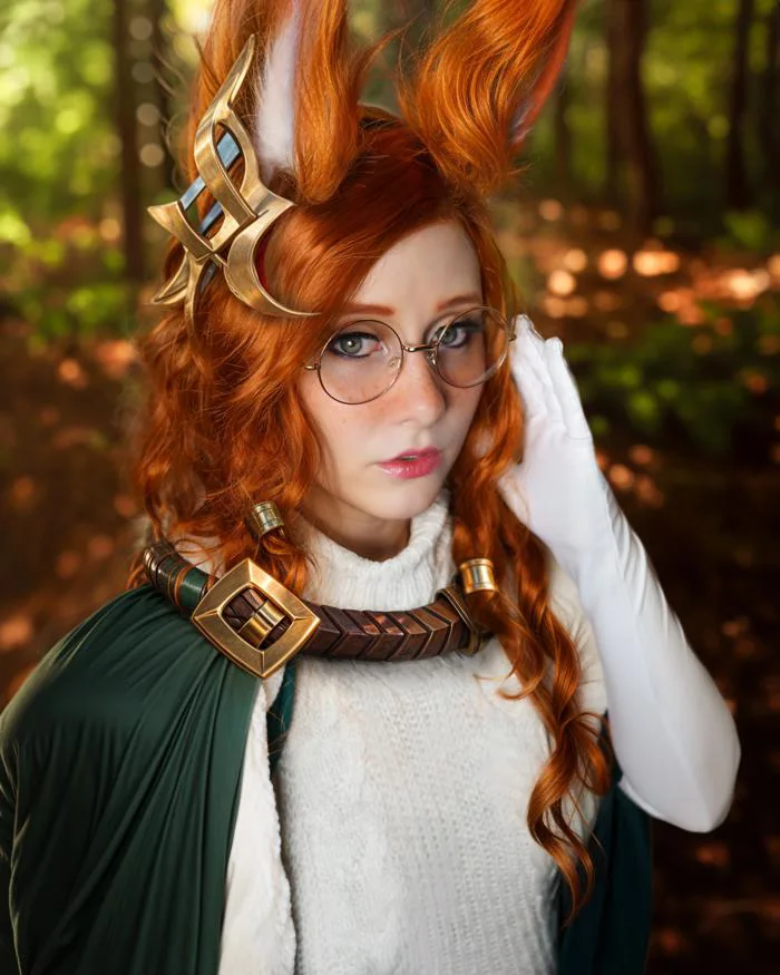 Ảnh cosplay Aurora của mình : r/leagueoflegends