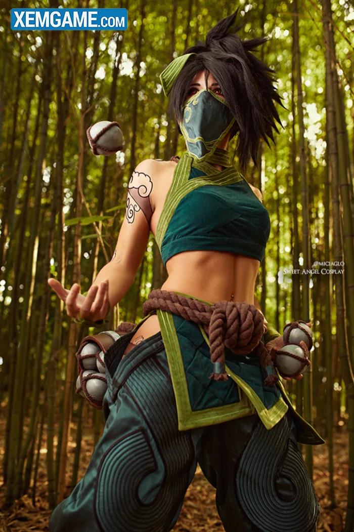 LMHT cosplay: Đắm chìm trong thần thái chiến binh của Akali