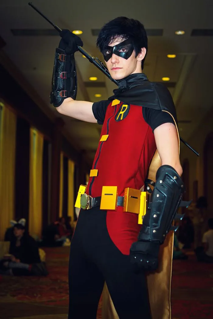 Wonder Boy | Cosplay robin, Costume batman, Robin outfit