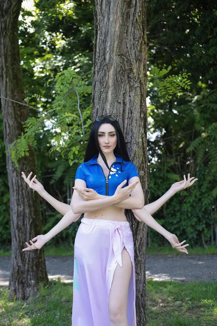 Nico Robin cosplay của selyse.cos : r/OnePiece