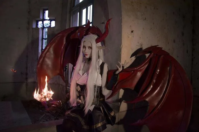 Ngắm cô giáo Veera game Liên Quân Mobile đầy ma mị và nóng bỏng - Cosplay -  Việt Giải Trí