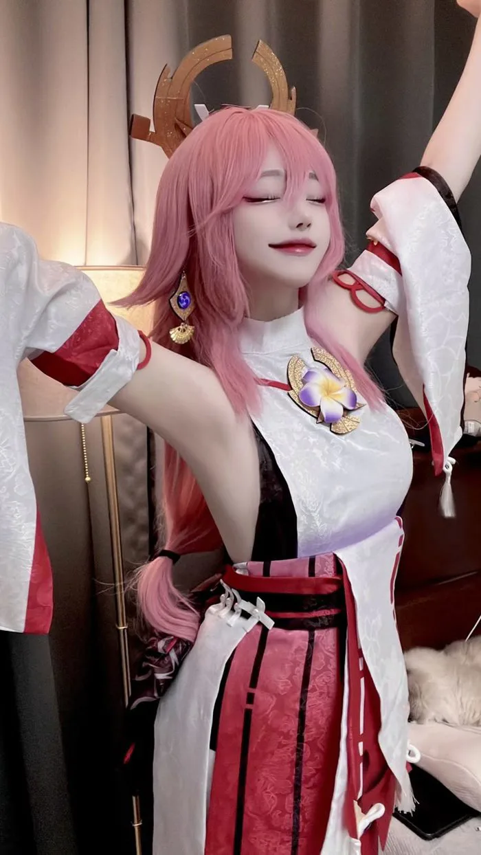 cosplay-yae-miko-1