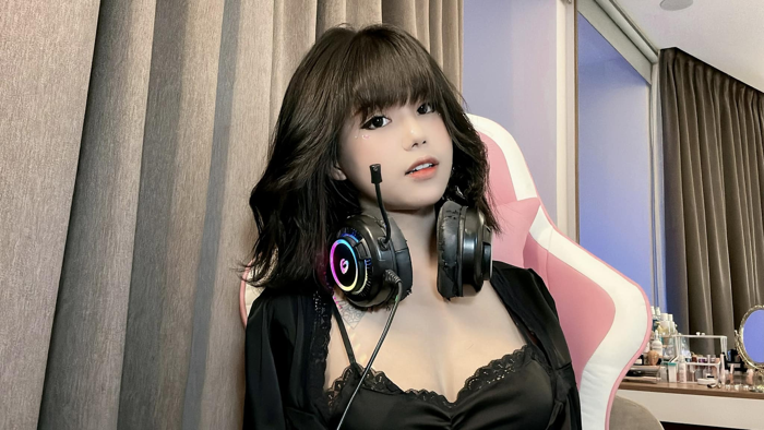 Khoe góc nghiêng thần thánh, màn cosplay Yae Miko hút hồn fan nam