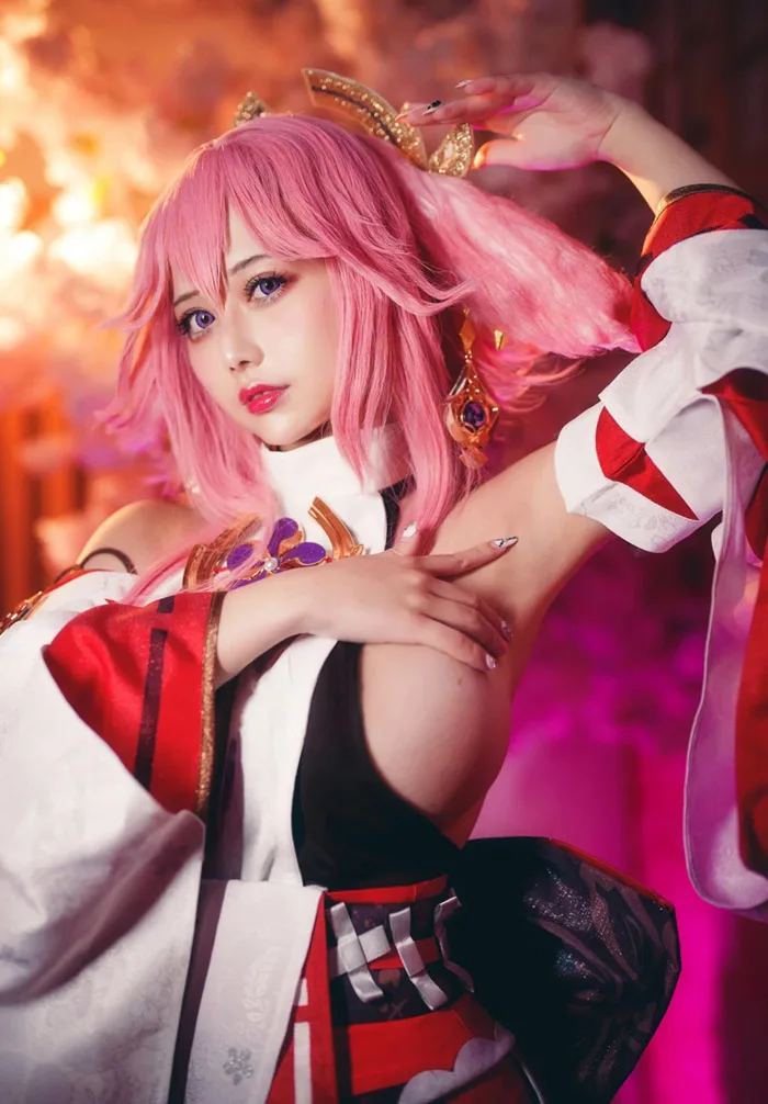 Cosplay Yae Miko phiên bản 