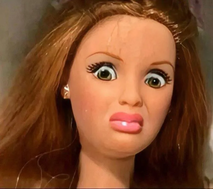 Meme Khinh Bỉ – Ảnh Chế Biểu Cảm Coi Thường Hài ?