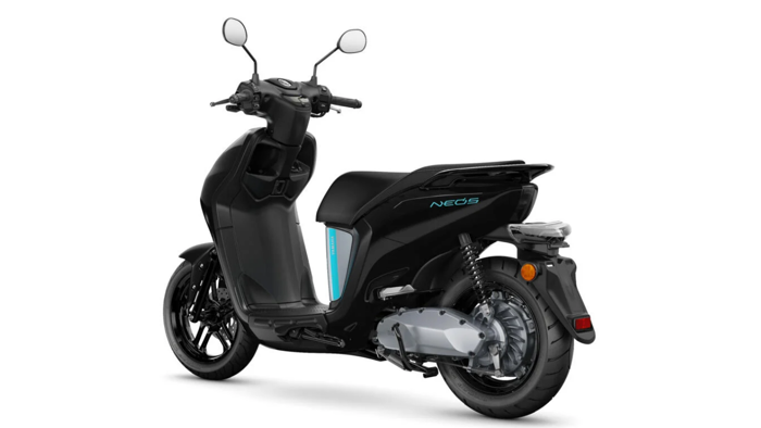 Yamaha Neo thiết kế thời trang, sức mạnh ngang xe điện phổ thông của VinFast
