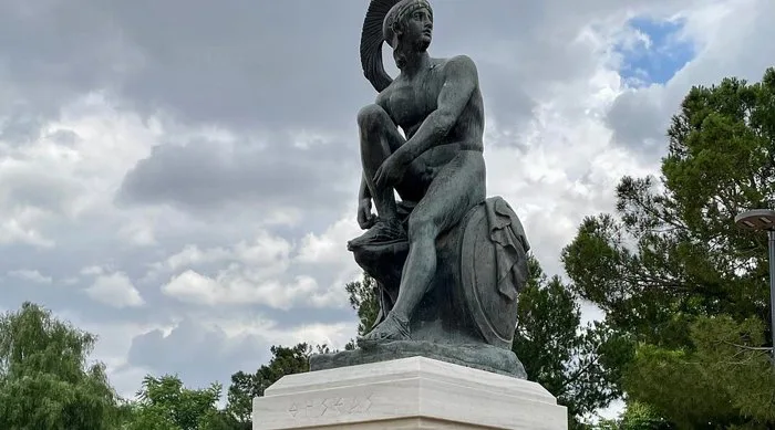 Statue Of Theseus (Athens, Hy Lạp) - Đánh giá - Tripadvisor