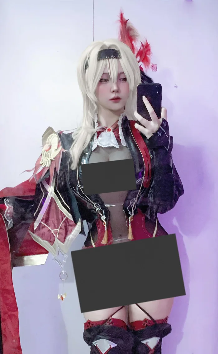 anh-cosplay-ero-1