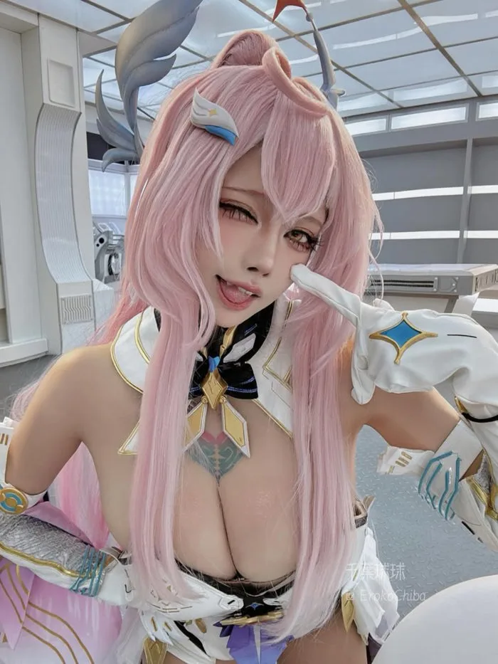 Aemeath cosplay của Erokochiba : r/WutheringWaves