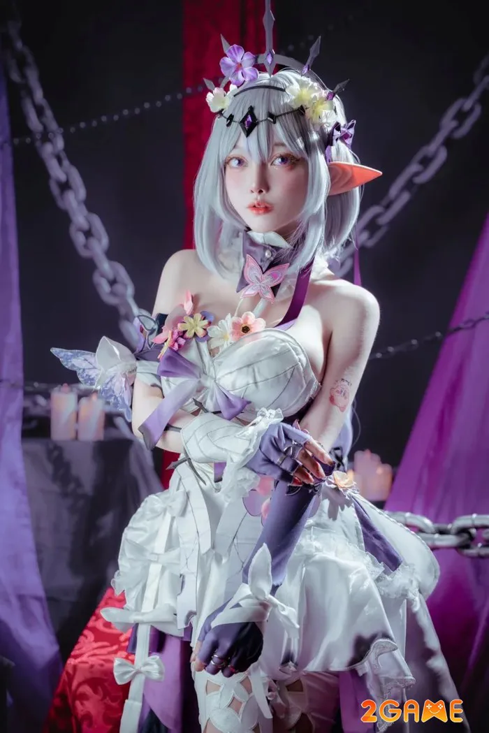 Le Josette hóa thân thành Castorice trong bộ ảnh cosplay mới nhất