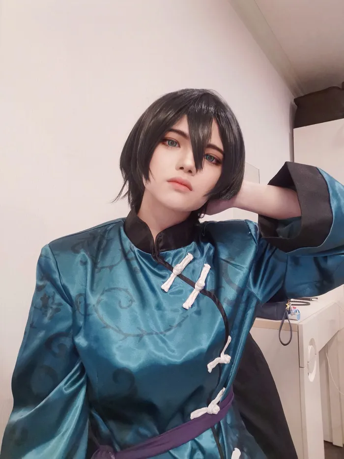 Cosplay Itoshi Rin (系師凛) phiên bản trang phục Trung Quốc do mình thực hiện  : r/BlueLock