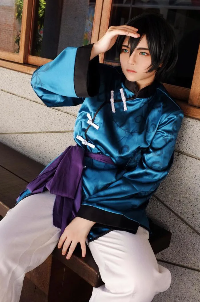 Ảnh cosplay Itoshi Rin (系師凛) của tớ, phiên bản trang phục Trung Quốc! :  r/BlueLock